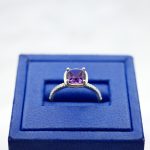 Amethyst (1.7 ctw) in a 14 kt Yellow Gold Setting with Diamond Rounds (0.07 ctw)