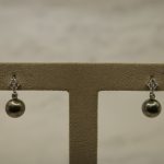 Tahitian Pearl (8.5-9mm) Set in 14kt White Gold with Diamonds (0.3ctw)