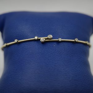 14kt Yellow Gold and Diamond (0.16 ctw) Bangle