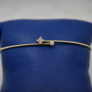 14kt Yellow Gold and Diamond (0.07 ctw) Bangle
